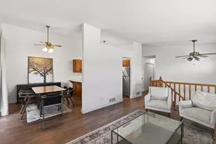 4450 Clover Ln, Eagan, MN 55122 - Photo 7
