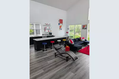 1021 Gardner Street E, Wayzata, MN 55391 - Photo 3