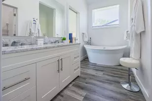 1021 Gardner St E, Wayzata, MN 55391 - Photo 27