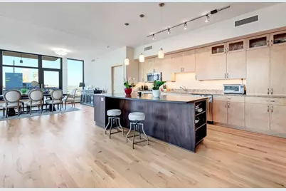 1120 S 2nd Street #814, Minneapolis, MN 55415 - Photo 3