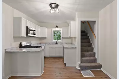 323 Tyler Street, Hastings, MN 55033 - Photo 7