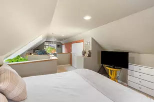 2752 Brunswick Ave S, Saint Louis Park, MN 55416 - Photo 25