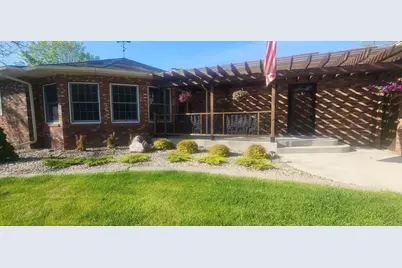 1005 Richway Drive W, Albert Lea, MN 56007 - Photo 3