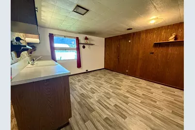 1201 Frank Hall Drive, Albert Lea, MN 56007 - Photo 21