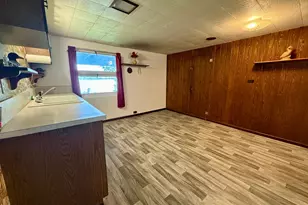 1201 Frank Hall Dr, Albert Lea, MN 56007 - Photo 21