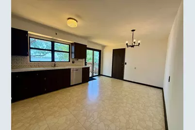 1201 Frank Hall Drive, Albert Lea, MN 56007 - Photo 9