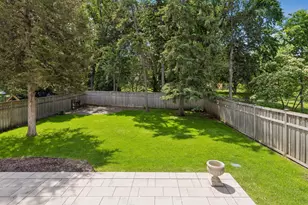 4403 Branson St, Edina, MN 55424 - Photo 57