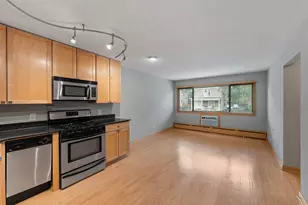 2530 1st Ave S, Minneapolis, MN 55404 - Photo 3