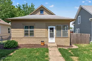 1041 Magnolia Ave E, Saint Paul, MN 55106 - Photo 3