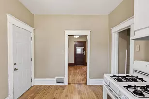 1041 Magnolia Ave E, Saint Paul, MN 55106 - Photo 17