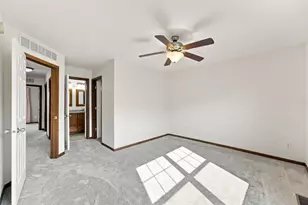 1842 Colonial Ln, Chanhassen, MN 55317 - Photo 15