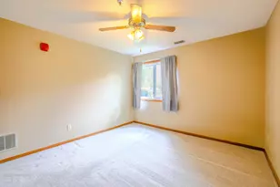 1225 Ferndale St N, Maplewood, MN 55119 - Photo 23
