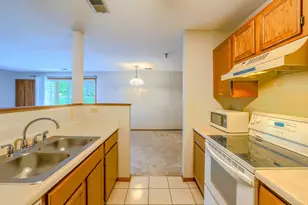 1225 Ferndale St N, Maplewood, MN 55119 - Photo 11