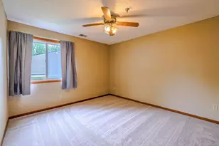 1225 Ferndale St N, Maplewood, MN 55119 - Photo 19
