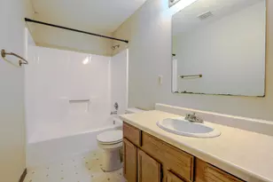 1225 Ferndale St N, Maplewood, MN 55119 - Photo 15