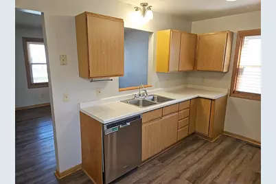 5377 Quincy Street, Mounds View, MN 55112 - Photo 9
