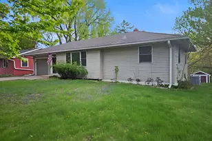 1771 City Heights Dr, Maplewood, MN 55117 - Photo 3