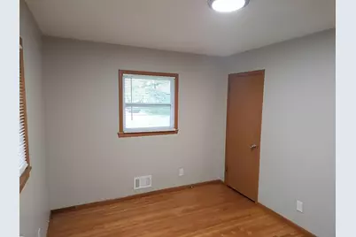 7025 Grimes Avenue N, Brooklyn Center, MN 55429 - Photo 25