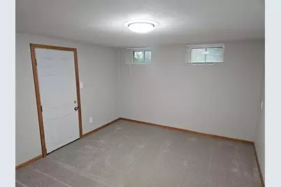 7025 Grimes Avenue N, Brooklyn Center, MN 55429 - Photo 37
