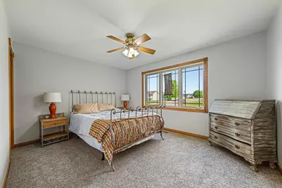 905 Brook Lane NE, Owatonna, MN 55060 - Photo 7