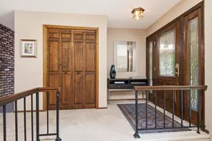 8127 Pennsylvania Cir, Bloomington, MN 55438 - Photo 3