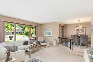 8127 Pennsylvania Cir, Bloomington, MN 55438 - Photo 5