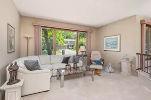 8127 Pennsylvania Cir, Bloomington, MN 55438 - Photo 5