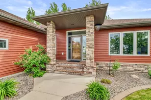 5831 Autumn Dr S, Fargo, ND 58104 - Photo 3