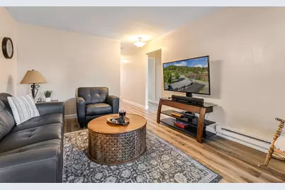 1402 McNally Drive #B, Winona, MN 55987 - Photo 5