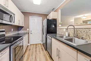 1402 McNally Dr, Winona, MN 55987 - Photo 7