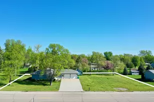 606 3rd Ave S, Raymond, MN 56282 - Photo 3