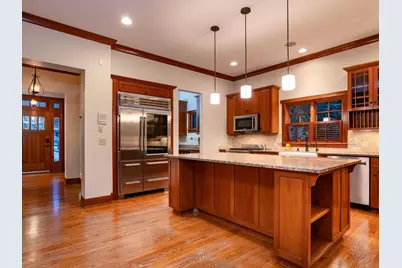 582 Summit Avenue, Saint Paul, MN 55102 - Photo 13