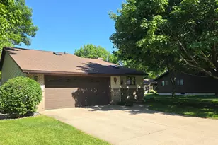 605 Van Buren St, Marshall, MN 56258 - Photo 9