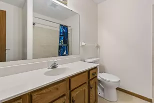 17088 Hamilton Dr, Lakeville, MN 55044 - Photo 25