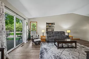 4376 Arden View Ct, Arden Hills, MN 55112 - Photo 13