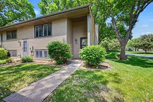 4376 Arden View Ct, Arden Hills, MN 55112 - Photo 19