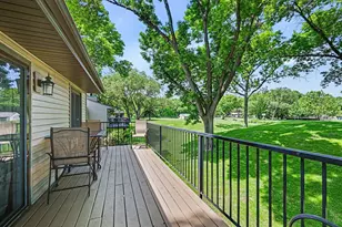 4376 Arden View Ct, Arden Hills, MN 55112 - Photo 3