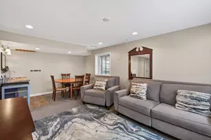1109 Lawson Ave E, Saint Paul, MN 55106 - Photo 31