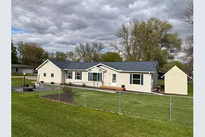2200 Eunice Drive, Albert Lea, MN 56007 - Photo 1
