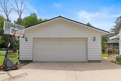809 Home Street, Kenyon, MN 55946 - Photo 3