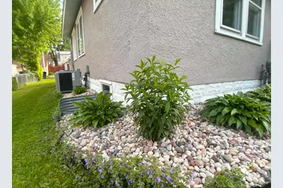 1170 Minnehaha Avenue W, Saint Paul, MN 55104 - Photo 3