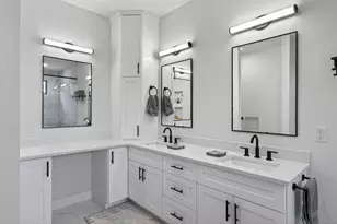 5717 W 68th St, Edina, MN 55439 - Photo 31