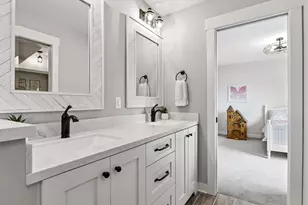 6085 Urbandale Ln N, Plymouth, MN 55446 - Photo 35
