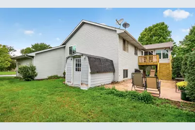 135 Obrien Parkway, Belle Plaine, MN 56011 - Photo 21
