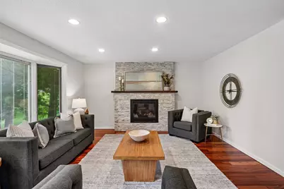 9994 Dunberry Circle, Eden Prairie, MN 55347 - Photo 15