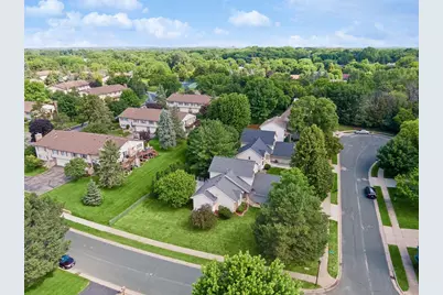 9994 Dunberry Circle, Eden Prairie, MN 55347 - Photo 39