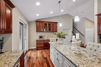 9994 Dunberry Circle, Eden Prairie, MN 55347 - Photo 13
