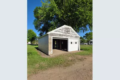 206 N Brook Avenue, Porter, MN 56280 - Photo 7