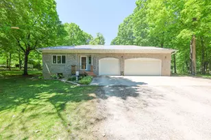 6042 Maple Ln NE, Alexandria, MN 56308 - Photo 1
