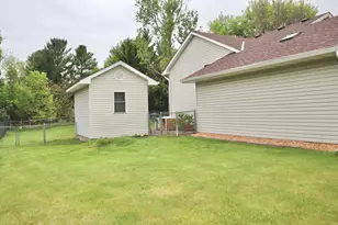 5475 273rd St, Wyoming, MN 55092 - Photo 3